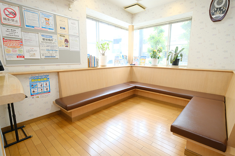 つちやクリニック 川口市 居心地の良い待合室
