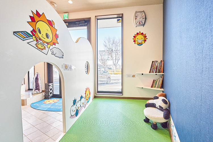 ブライトデンタルクリニック 所沢市 子どもが過ごしやすいようキッズスペースを設置