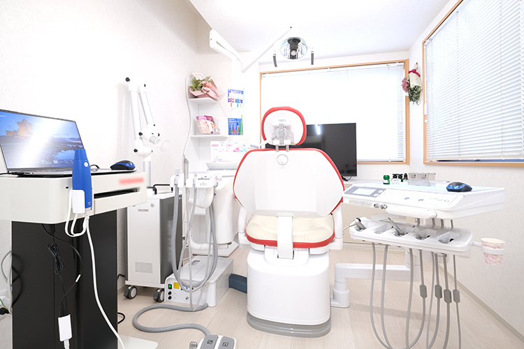 あしたばウェルケア歯科 千葉市中央区 ゆったりとして落ち着く半個室の診察室