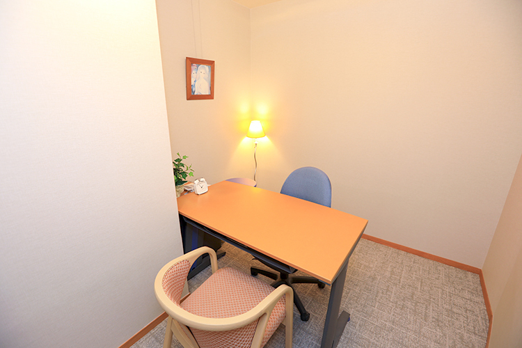 藤が丘メンタルクリニック 名古屋市名東区 心理士によるカウンセリングにも力を入れる