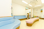 あめさら耳鼻咽喉科 津市 キッズスペースもあり子ども連れでも安心