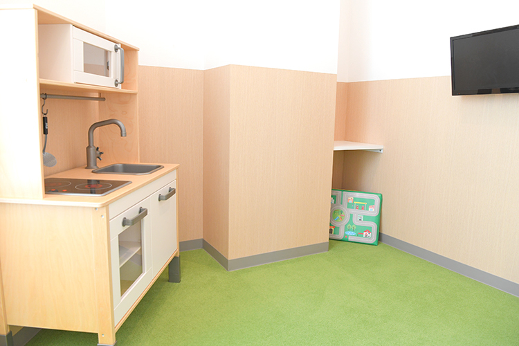 つだぬまエキ総合歯科 習志野市 キッズスペースも完備して、親子での来院も可能