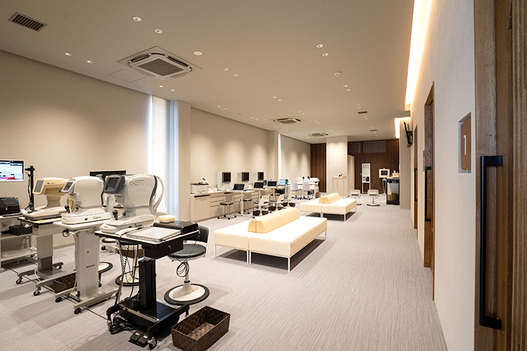 野田眼科医院 松江市 検査や手術のスペースも明るく、リラックスできる空間に