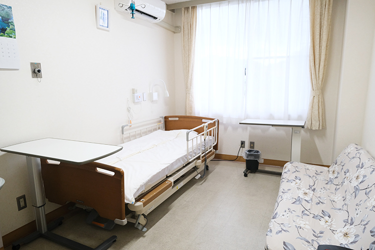 アガペクリニック 日進市 清潔に保たれた入院施設は17床を備える