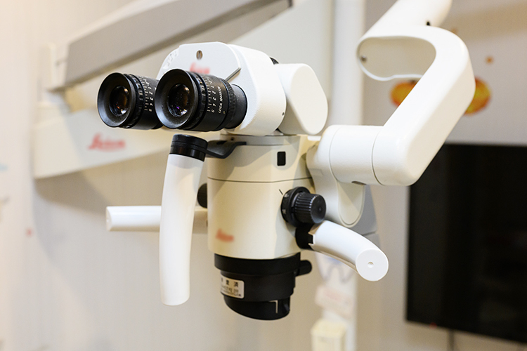 MFデンタルクリニック 千葉市中央区 マイクロスコープを備え、精密な治療を提供する