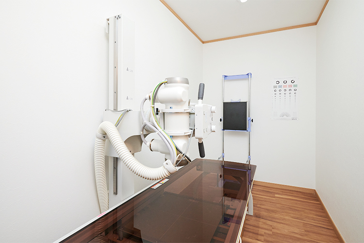 茅ヶ崎ファミリークリニック 茅ヶ崎市  レントゲンをはじめ、各種検査機器が充実している