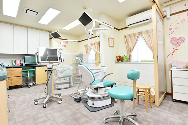 ふなき矯正歯科 経堂クリニック 世田谷区 ゆとりのある清潔に保たれた診療室