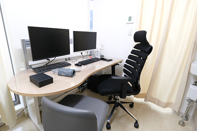 かみじま内科クリニック 小田原市 「なんでも話せる、相談しやすい」と親しまれている院長