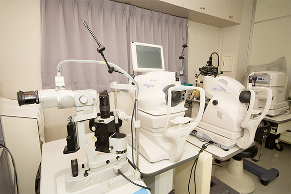 中村眼科クリニック 名古屋市千種区 知識の研鑽だけでなく、実現するための機器充実も図っている