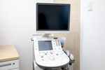 渋谷駅前メディカルクリニック 渋谷区 清潔感のある院内には、各種検査機器が充実している