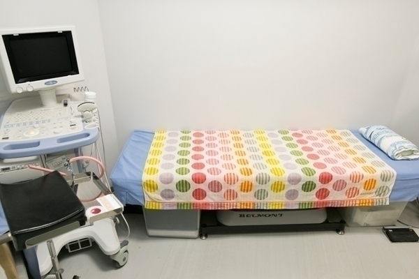 日暮里医院 荒川区 個室の点滴室も備えている