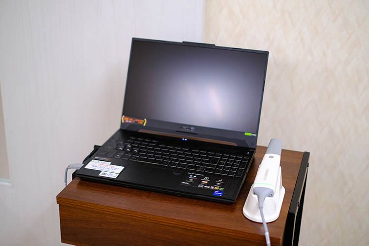 別部歯科医院  横浜市港南区 歯科用CTを使用し、精密な治療を提供