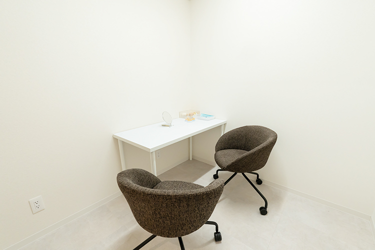 ザ・ホワイトデンタルクリニック 名古屋院 名古屋市中区 丁寧なカウンセリングで一人ひとりの悩みに合わせたプランを提案