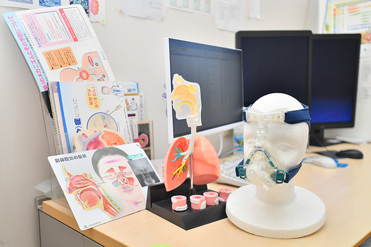 よしむら耳鼻咽喉科・内科・呼吸器内科 藤沢市 信行先生は呼吸器内科専門で、睡眠時無呼吸症候群にも対応