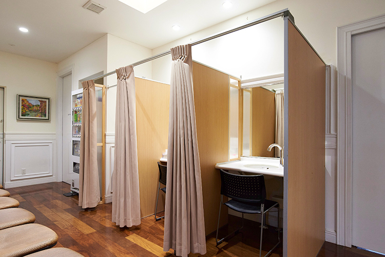 つくば・土浦鶴町皮膚科クリニック 土浦市 施術後に便利なパウダールーム