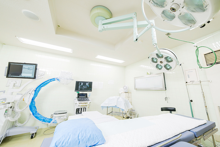 奥田クリニック 宇都宮市 一人ひとり異なるシャントを形成するため、繊細な手術が行われる