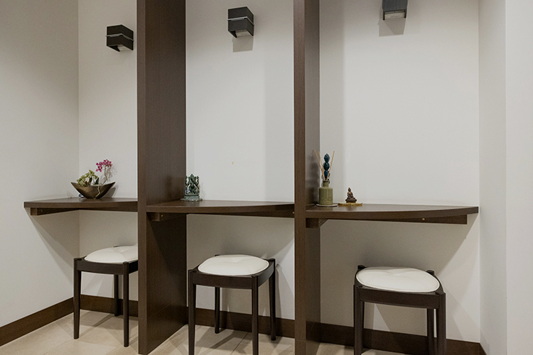 オーキッド代官山クリニック 渋谷区 完全予約制で診療にあたる