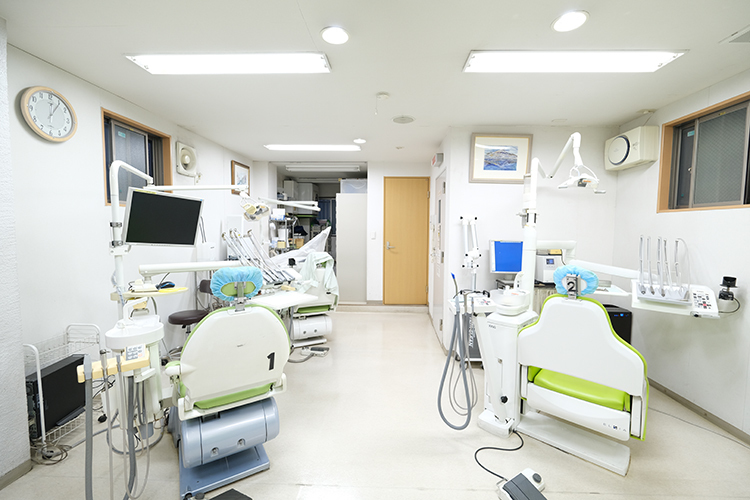 三浦歯科医院 江東区 開放感のある広い診察室