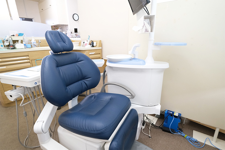 大平歯科 江南市 半個室の診療室は、プライベートな空間