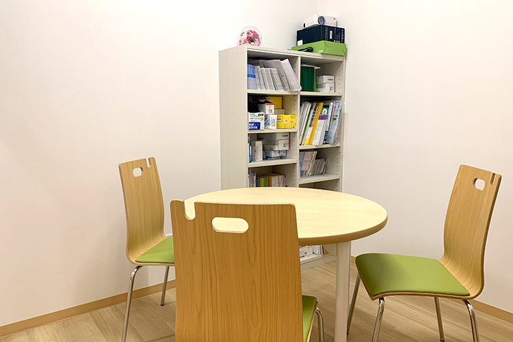 仙川ひろクリニック 調布市 プライバシーに配慮した相談室を完備
