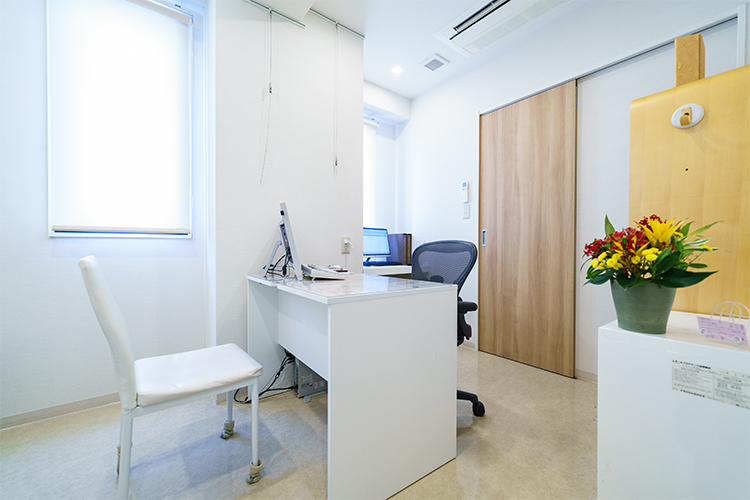 みどりレディースクリニック横浜 横浜市神奈川区 些細な相談から専門的な悩みまで幅広く対応 
