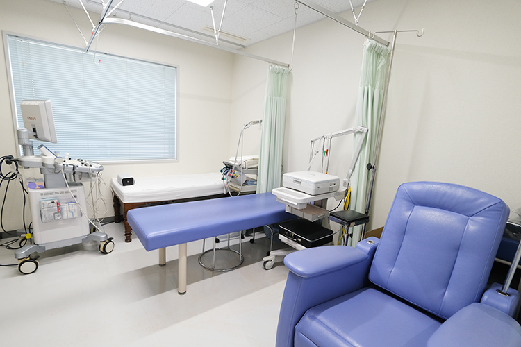 松井医院 豊橋市 処置室もある