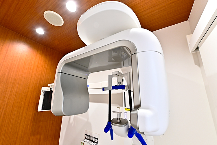 うえだ歯科　小田急藤沢クリニック 藤沢市 より精密な治療をめざし歯科用CTはじめ多くの機器を備えている