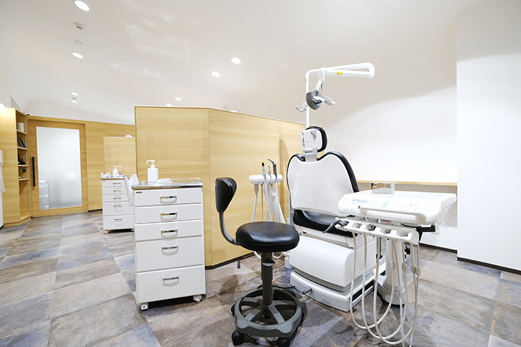 久留米セントラル歯科 久留米市 プライバシーにも配慮された半個室の診療室