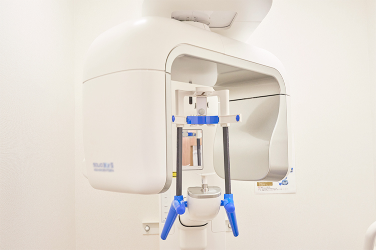 ブランカ歯科医院 奈良市 歯科用CTや義歯設計ソフトなどの先進機器も完備