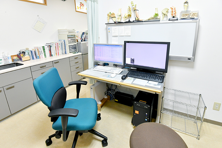 みやみつ整形外科リハビリクリニック 西宮市 診察では患者の声に耳を傾け、寄り添った診療を心がける