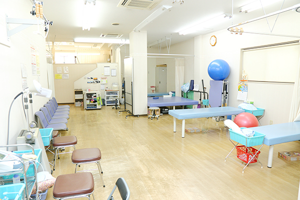 ながふち整形外科 横浜市港北区 理学療法士によるリハビリテーションが受けられる