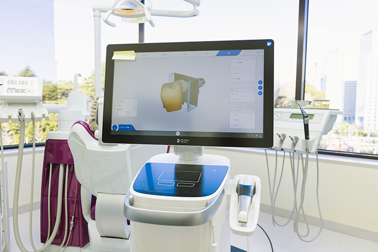 ナムラ御殿山ガーデン歯科 品川区 歯並びのデータを採り分析を行う口腔内スキャナー