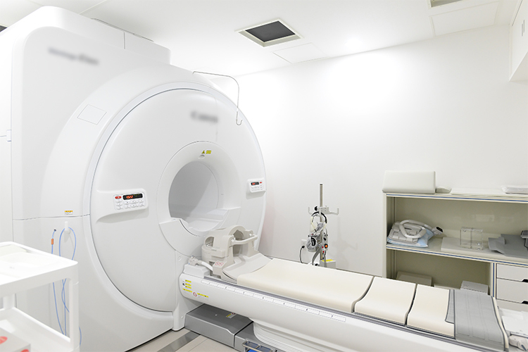鶴川脳神経クリニック 町田市  CTやMRIを用いて病気を早期に発見、精度の高い診断に注力