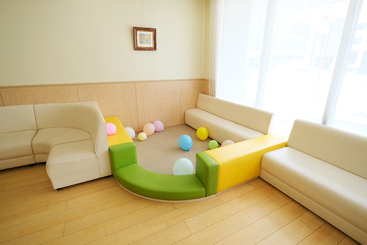 まきファミリークリニック 名古屋市瑞穂区 キッズスペースも完備