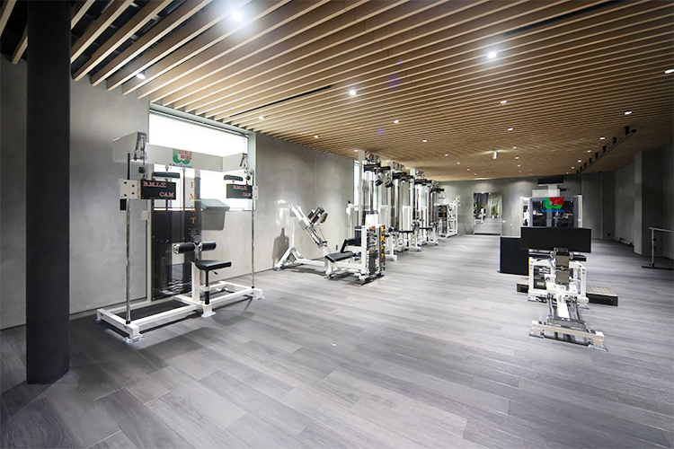 整形外科ライファート 福岡市博多区 デザインにもこだわり、設備の整ったリハビリテーションルーム