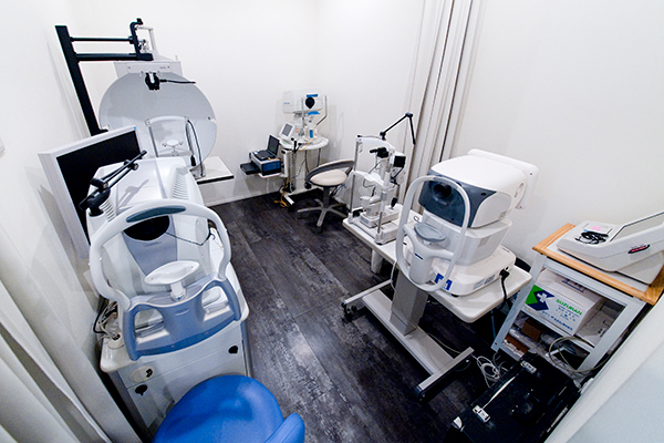 町田ながほり眼科  町田市 診療の質の向上をめざし、先進の検査機器を導入