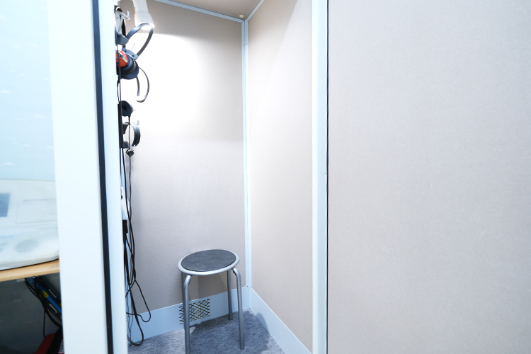 大谷田耳鼻咽喉科 足立区 安心して検査を受けることができる聴覚室