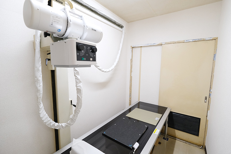 鈴木整形外科 中央区 検査機器も充実。精密な診断に役立てている