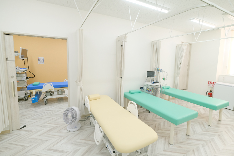 くどうファミリークリニック 名古屋市西区 腫瘤の摘出手術なども日帰りで行っている