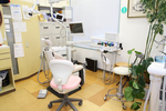 岡本歯科医院 豊中市 患者とのコミュニケーションに重点を置き、丁寧な診療を心がける