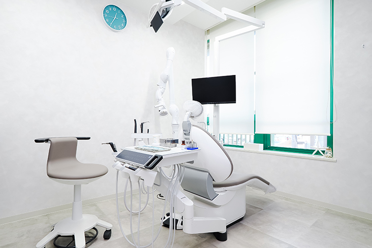 梶歯科医院 神戸市垂水区 プライバシーに配慮した診察室