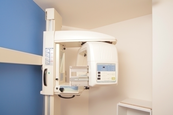 高柴歯科  川崎市川崎区 各種機材が取りそろえられている