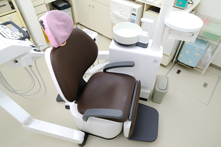 飯野歯科 名古屋市天白区 プロ意識の高い衛生士とともに患者へベストを尽くす飯野歯科