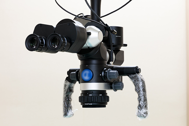 久米おとなこども歯科 神戸市長田区 マイクロスコープなど検査機器や治療機器も充実