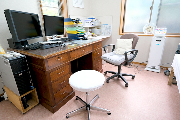 国枝内科 名古屋市千種区 2人の医師がそれぞれの専門性を生かした診療を行う