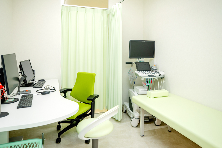 南森町ふくしま内科・循環器内科 大阪市北区 親身になって患者の話を聞くことを大切にしている