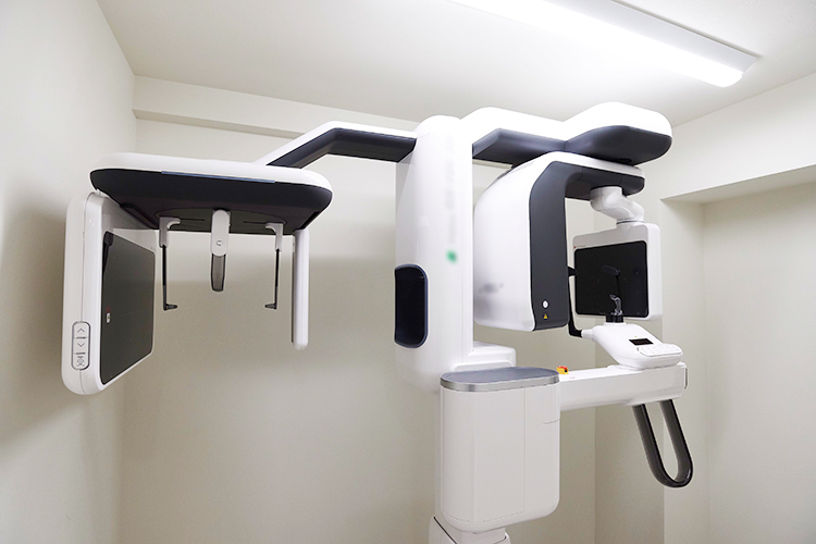 江戸川橋駅前こが歯科 文京区 CTやマイクロスコープを導入し、精密な治療につなげている