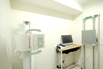 お茶の水橋交番横クリニック 千代田区 エックス線検査機器や骨密度測定器を備える