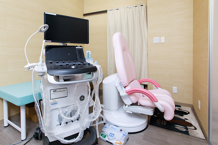 北府中クリニック 府中市 各種検査機器を導入し、精密な診断に役立てている