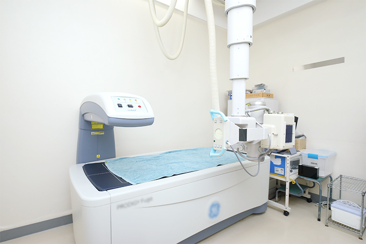 河原医院 奈良市 性能面にこだわった骨密度測定器やエックス線画像処理装置も完備